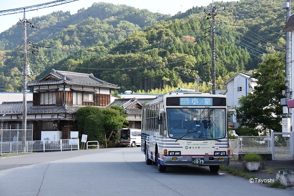 鰍沢口駅前