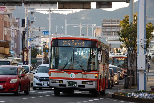 とさでん交通高知22き324